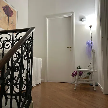 Gabriele 83 3*