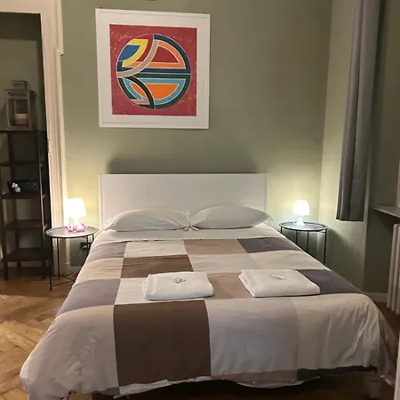 Gabriele 83 Oda ve Kahvaltı