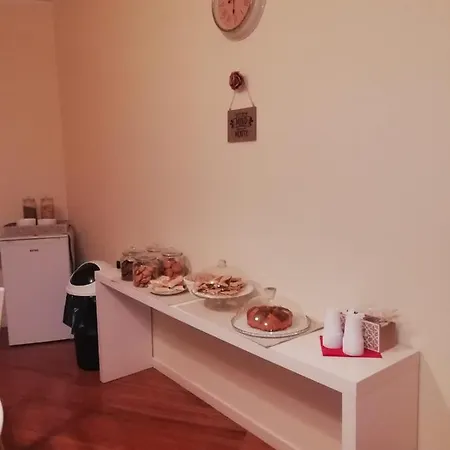 לינה וארוחת בוקר Gabriele 83 טורינו